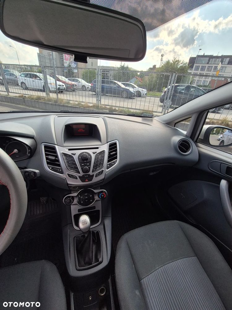 Ford Fiesta 1.25 Ambiente - 7