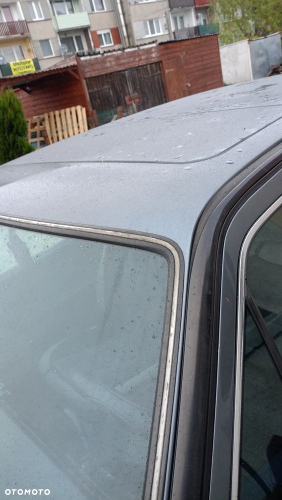 Volkswagen Golf 1.6 CL - 11