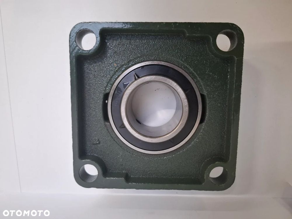 Łożysko Zespół Łożyskowy UCF 211 Komplet - 3