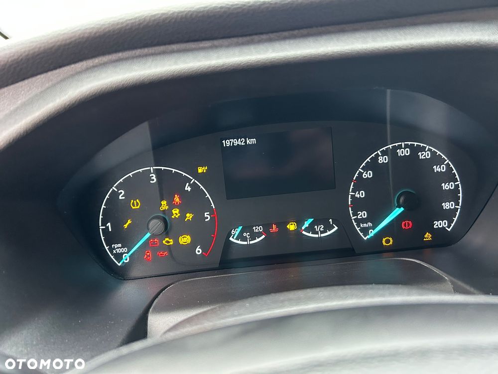 Ford Tourneo Custom 2.0 TDCi L1 Titanium - 8