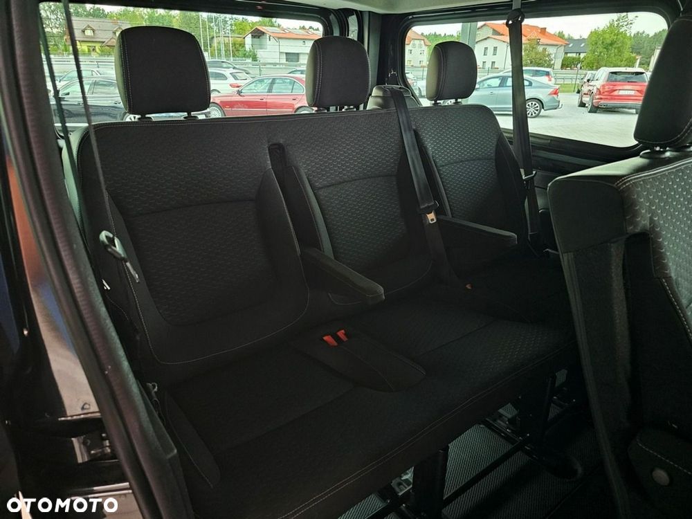 Opel Vivaro - 23