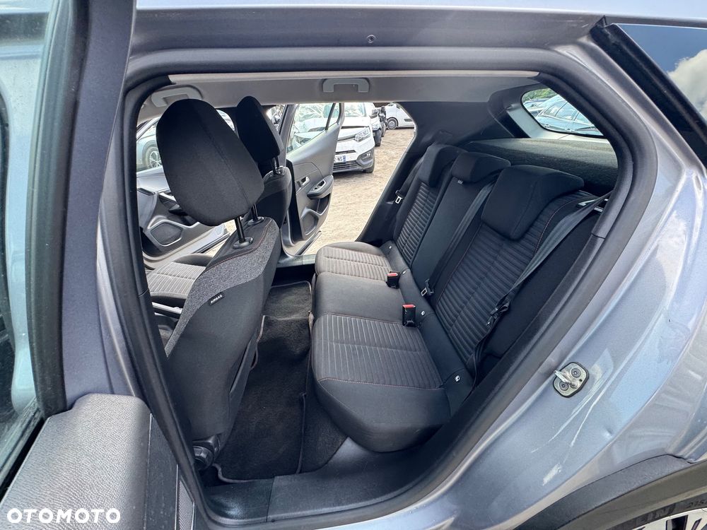 Peugeot 2008 BlueHDi 100 STOP & START Active - 10
