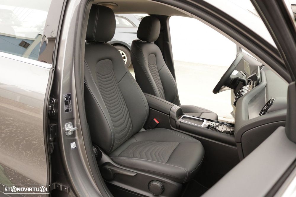 Mercedes-Benz GLA 180 - 20
