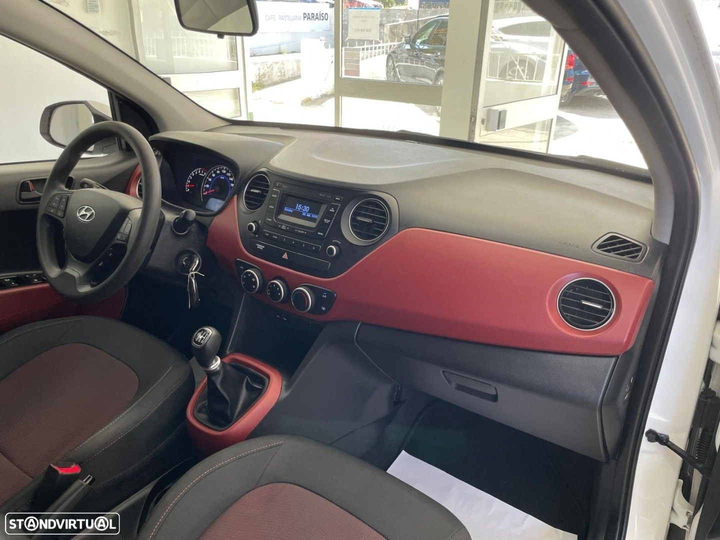 Hyundai i10 1.0 Urban - 25
