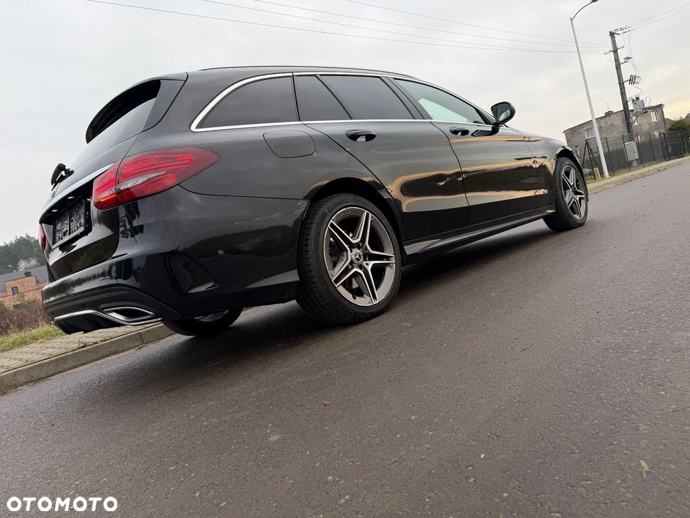 Mercedes-Benz Klasa C 220 d 4Matic 9G-TRONIC AMG Line - 17