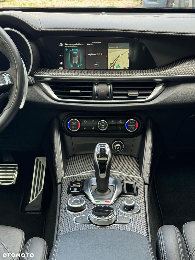 Alfa Romeo Stelvio 2.9 Bi Turbo V6 Quadrifoglio Q4 - 14