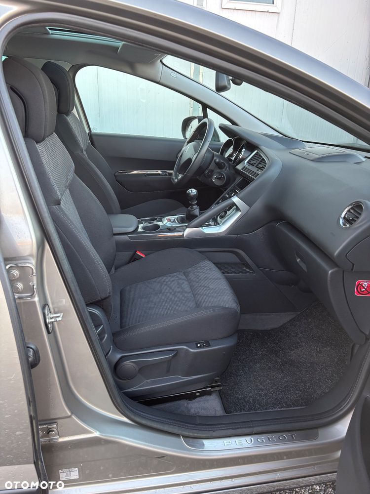 Peugeot 3008 - 18