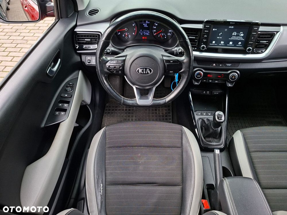 Kia Stonic 1.4 L - 21