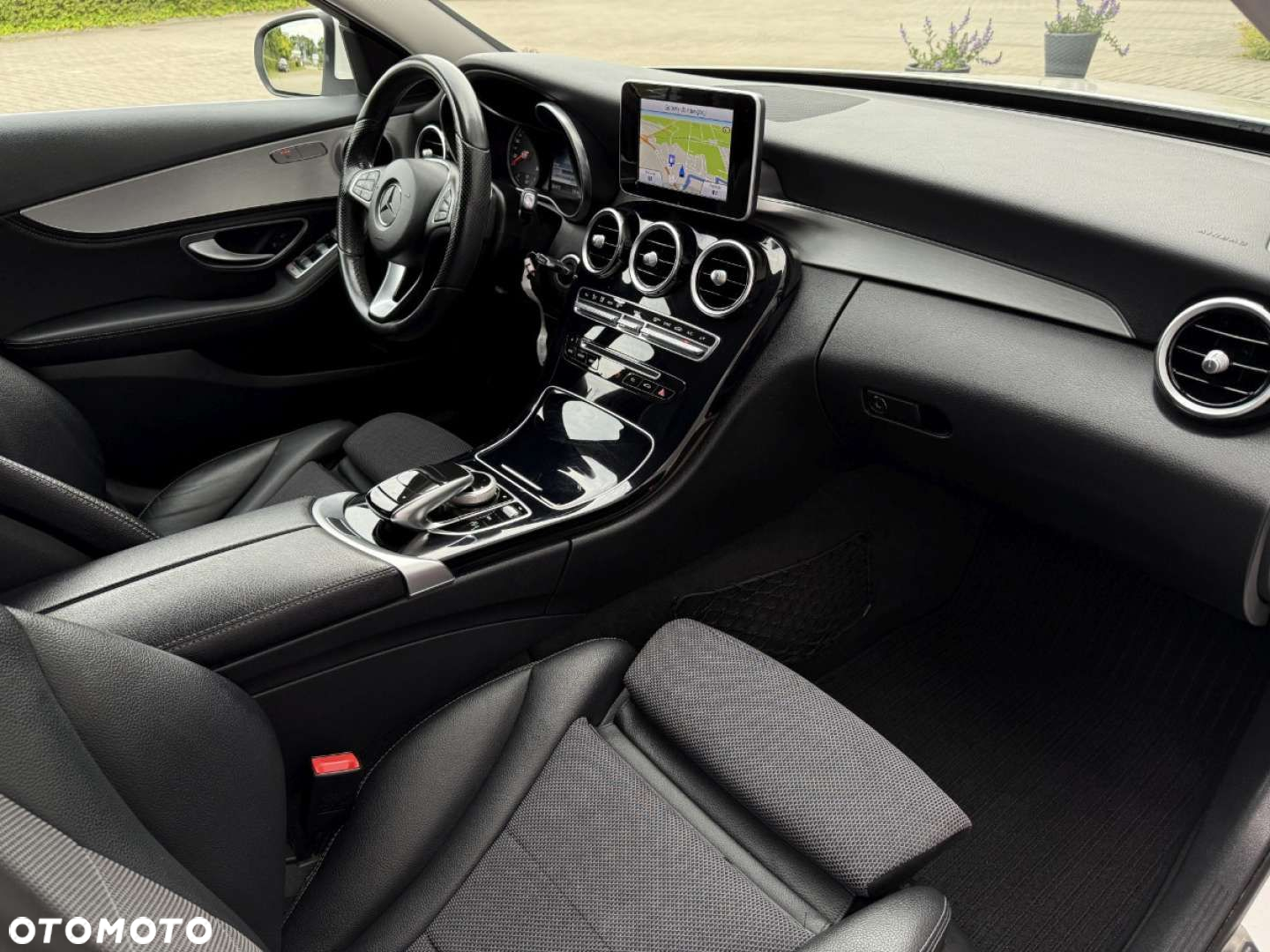 Mercedes-Benz Klasa C 180 T 7G-TRONIC Avantgarde - 29
