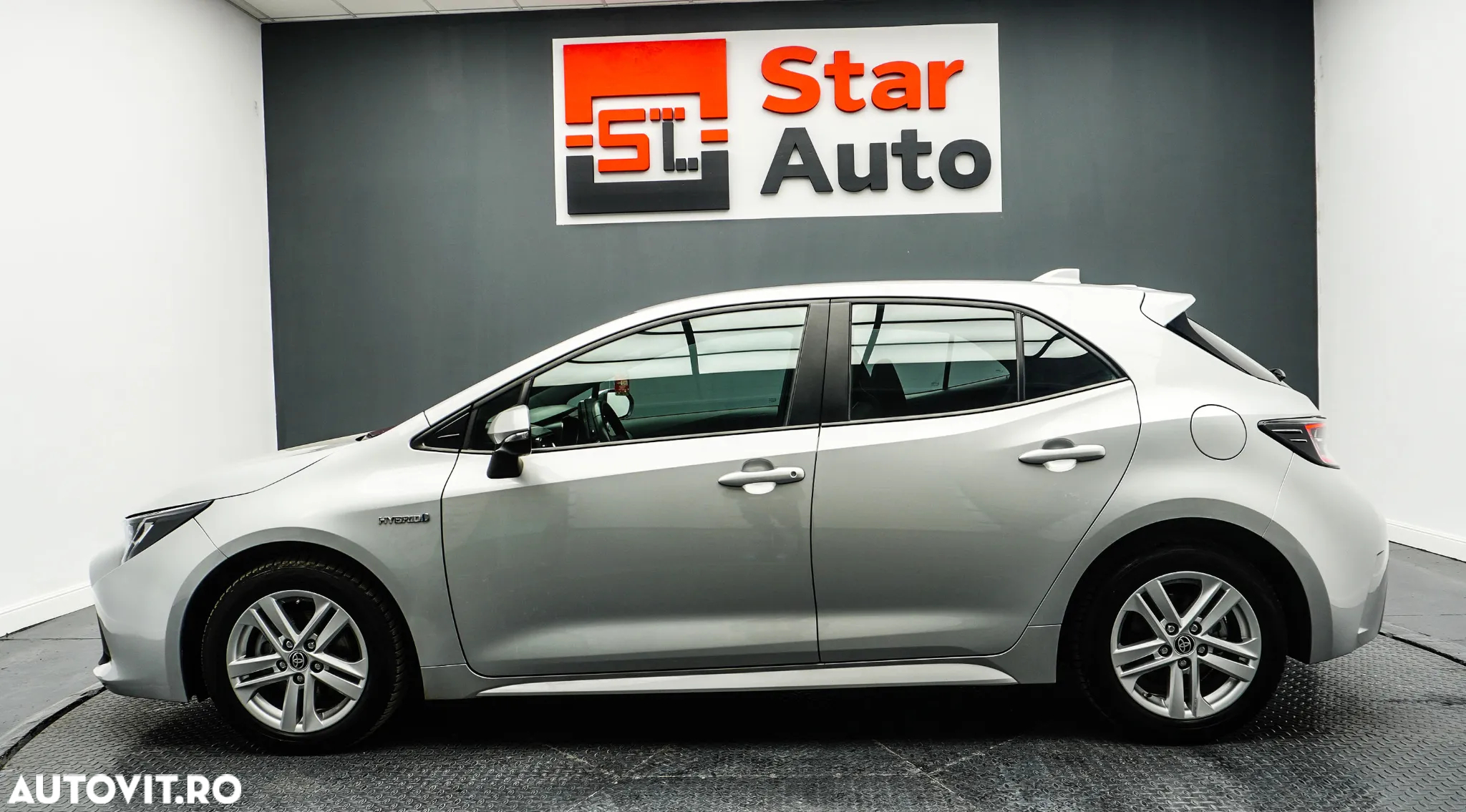 Toyota Corolla 1.8 HSD Dynamic - 10