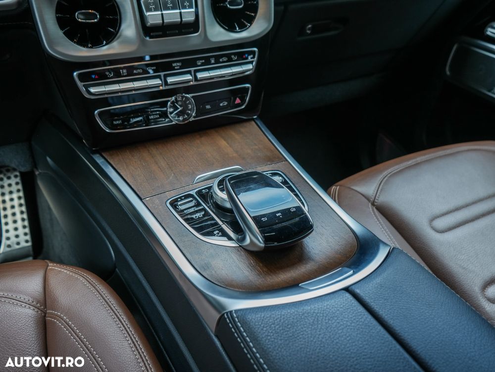 Mercedes-Benz G 500 SW Long Aut. - 28