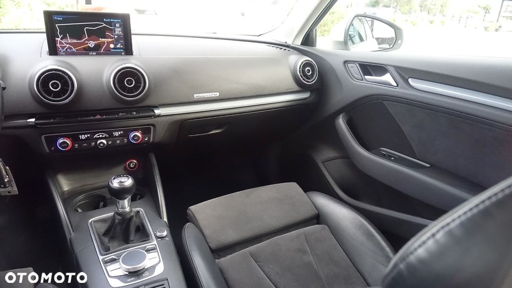 Audi A3 Sportback - 33