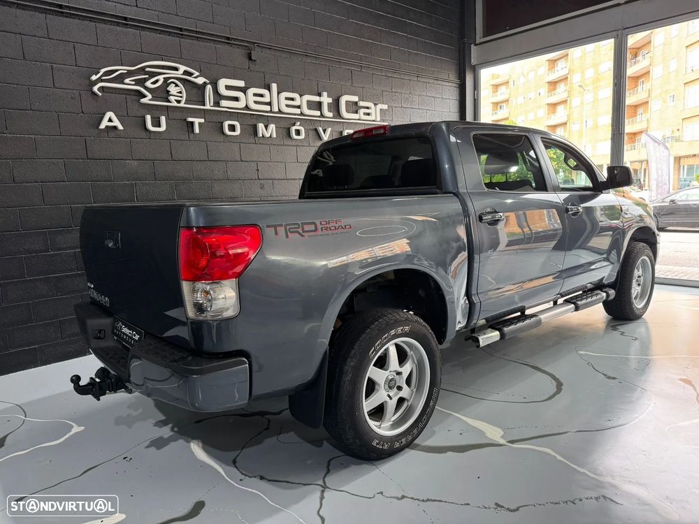 Toyota Tundra - 11