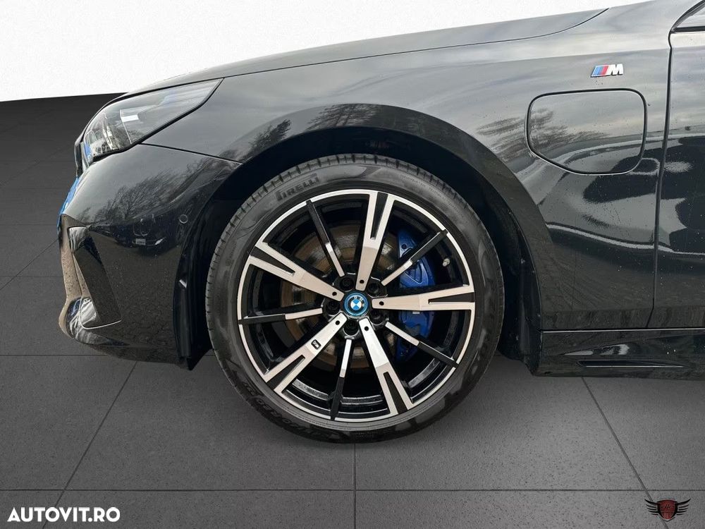 BMW Seria 5 550e xDrive Aut. - 13