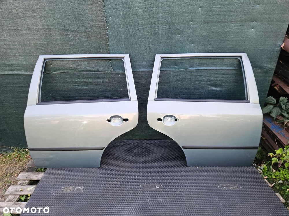 Drzwi Tyl Tylne Lewe Prawe Poszycie 9596 Skoda Octavia I 1 Kombi