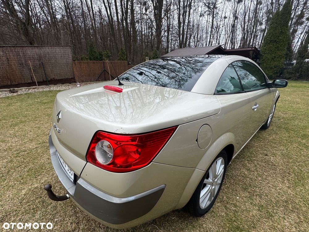 Renault Megane 2.0 Luxe Privilege - 14