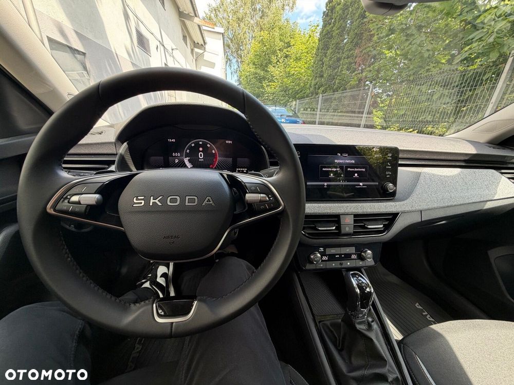Skoda Scala 1.0 TSI Selection DSG - 25