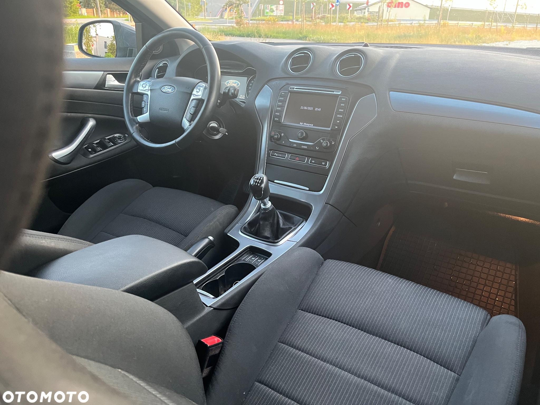 Ford Mondeo 2.0 TDCi Titanium - 9