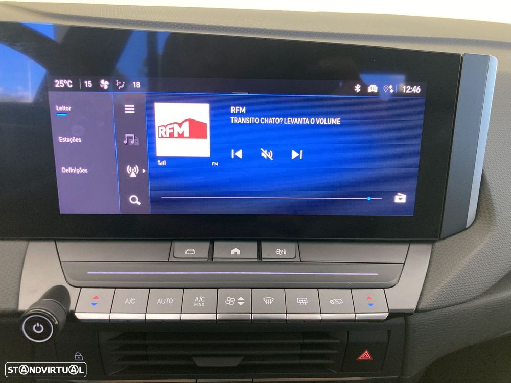 Opel Astra 1.2 T Elegance - 30