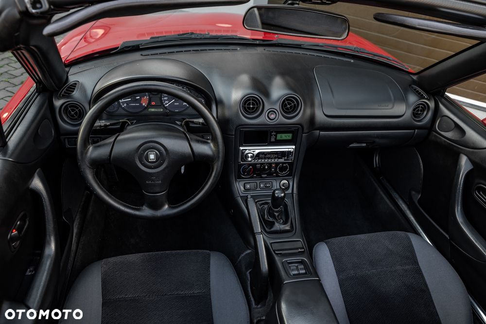 Mazda MX-5 1.6i 16V - 27