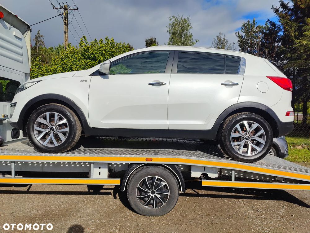 Kia Sportage 2.0 CRDI 4WD Dream-Team Edition - 37