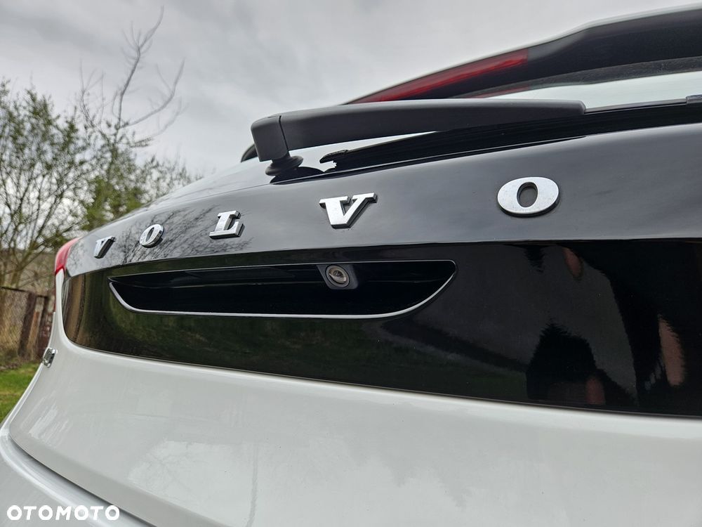 Volvo V40 D2 Momentum - 21