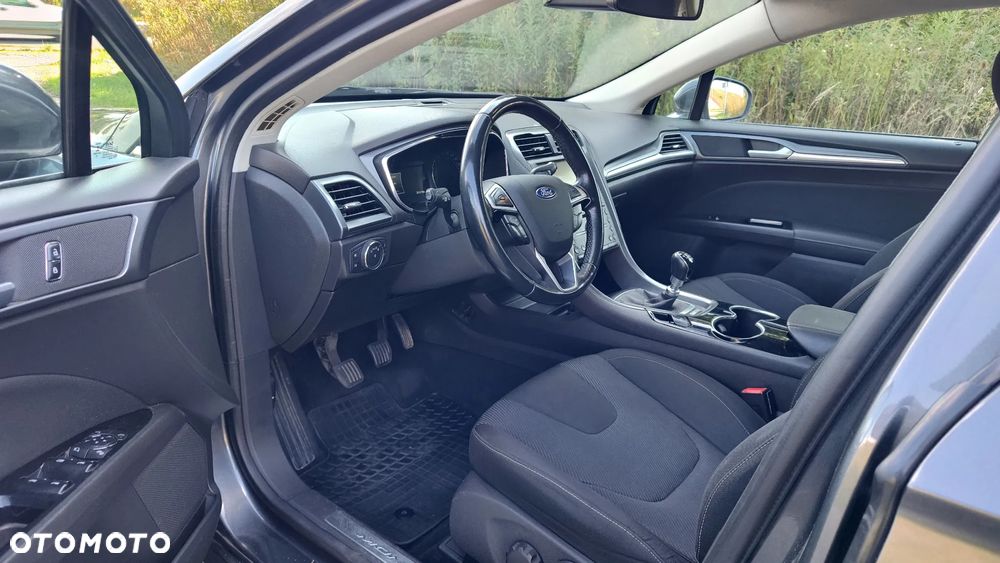 Ford Mondeo - 8