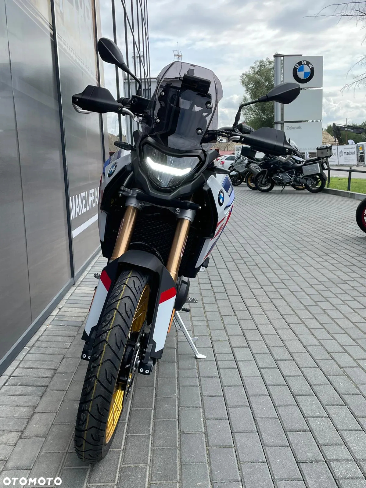 BMW F - 7