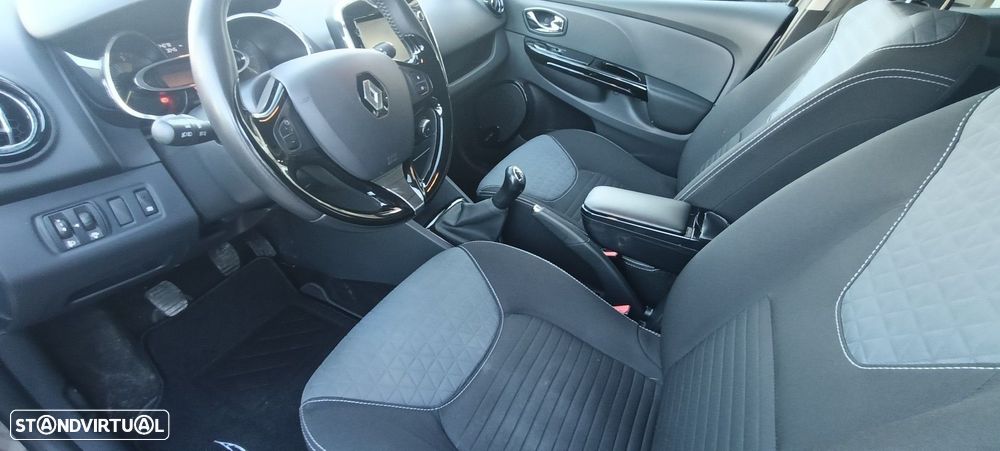Renault Clio 1.5 dCi Dynamique S - 8