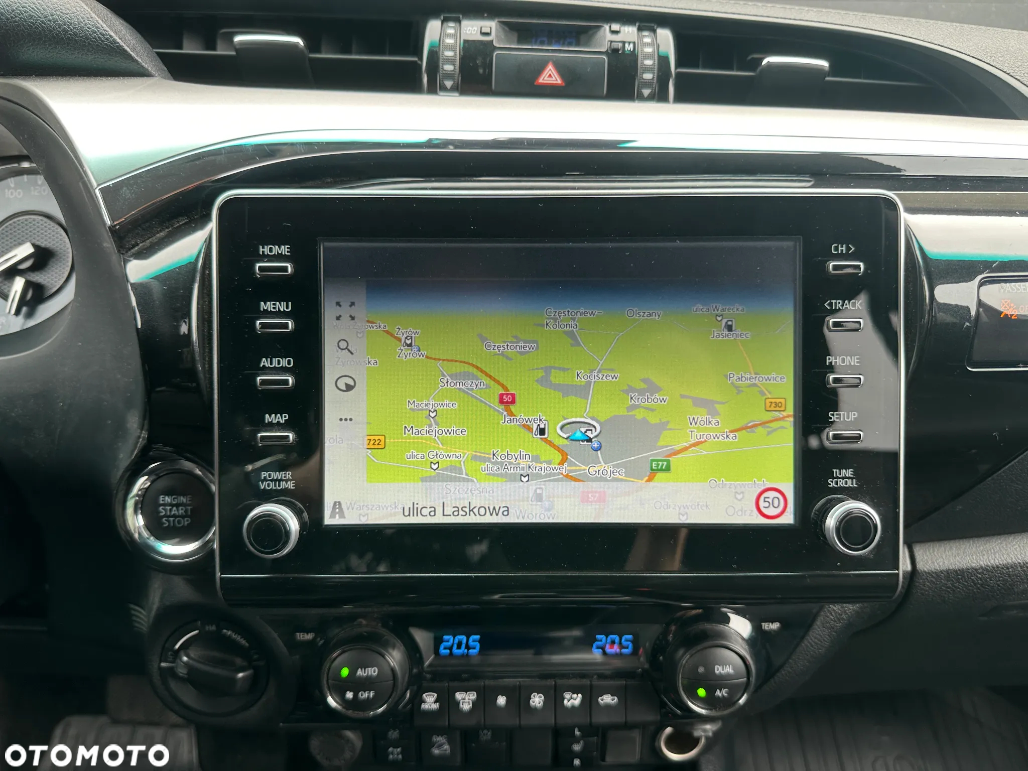 Toyota Hilux 2.8 D-4D Double Cab SR5+ 4x4 - 29