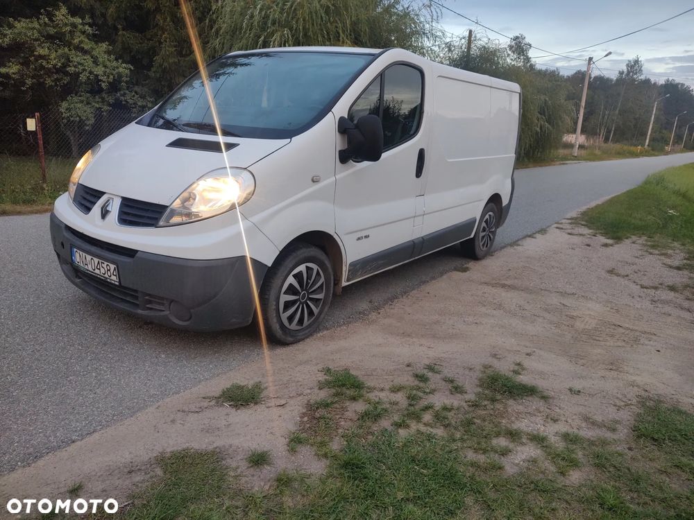 Renault Trafic - 1