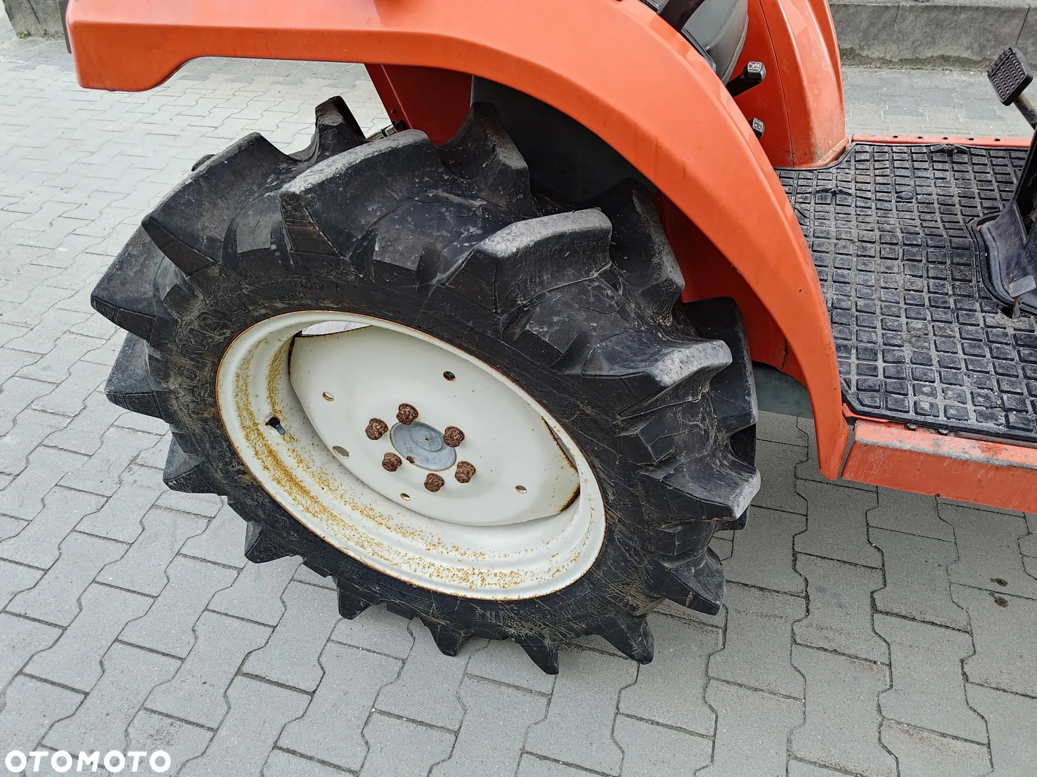 Kubota X20 - 8