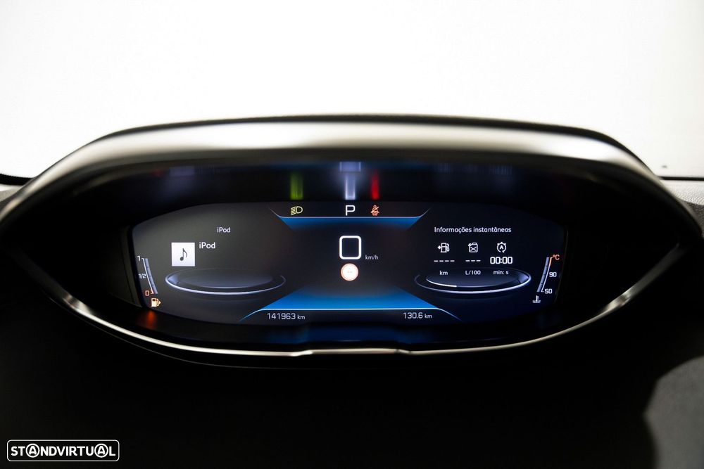 Peugeot 3008 1.2 PureTech Allure EAT8 - 19