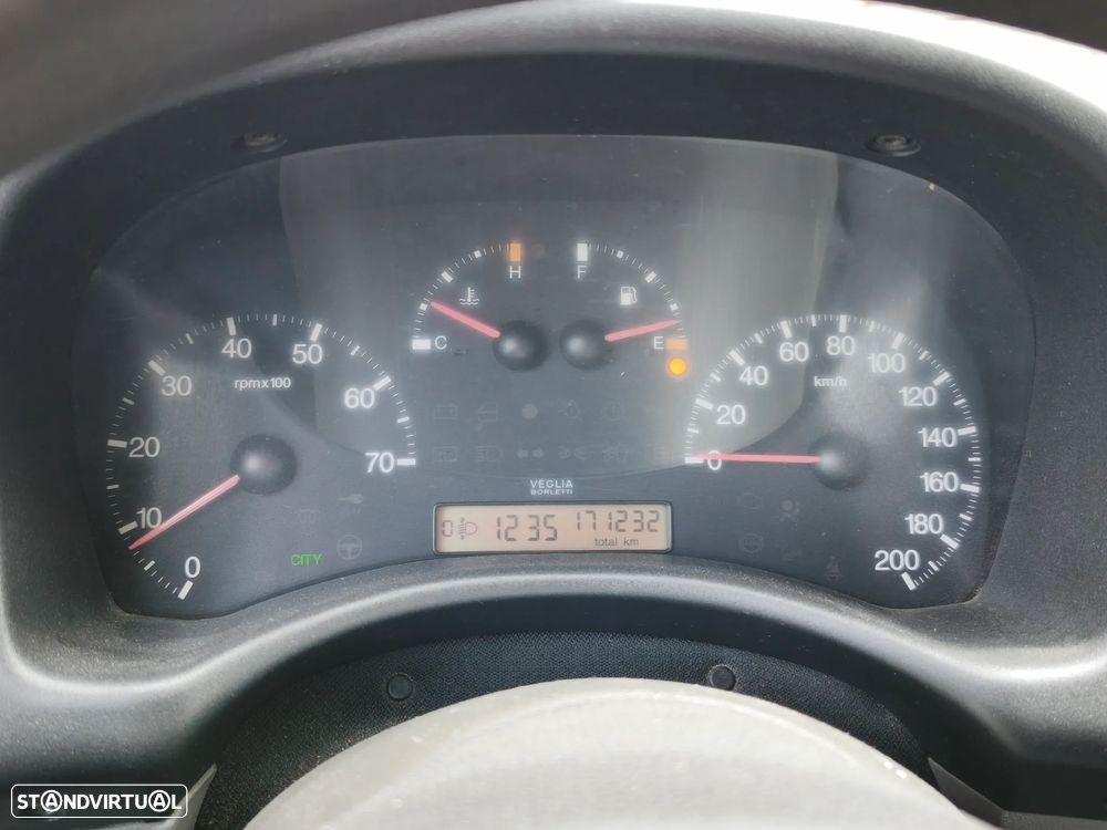 Fiat Punto 1.2 16V ELX - 8