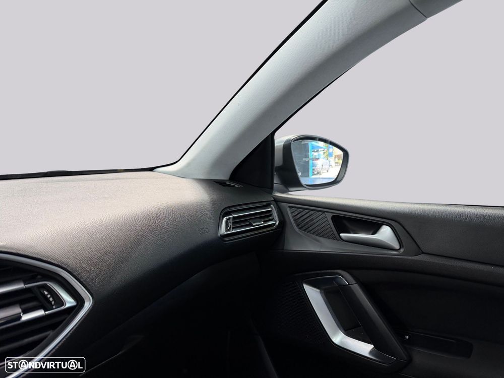 Peugeot 308 SW - 30