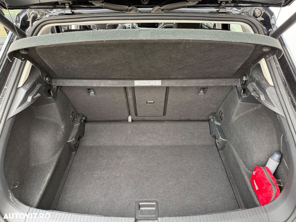 Volkswagen T-Roc 1.6 TDI Design - 10