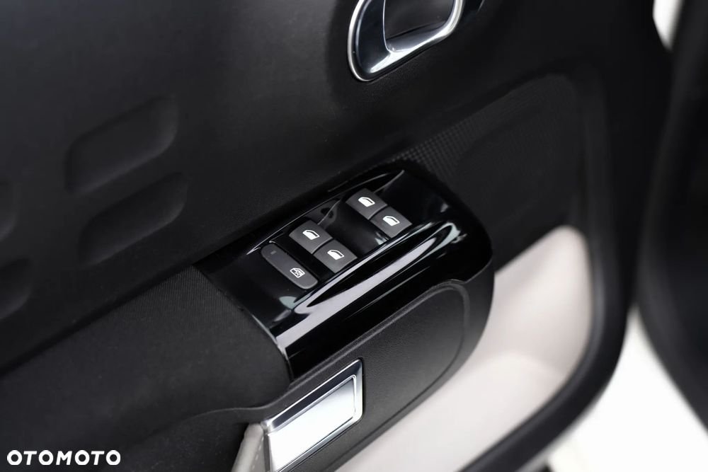 Citroën C3 1.2 PureTech Shine S&S EAT6 - 5