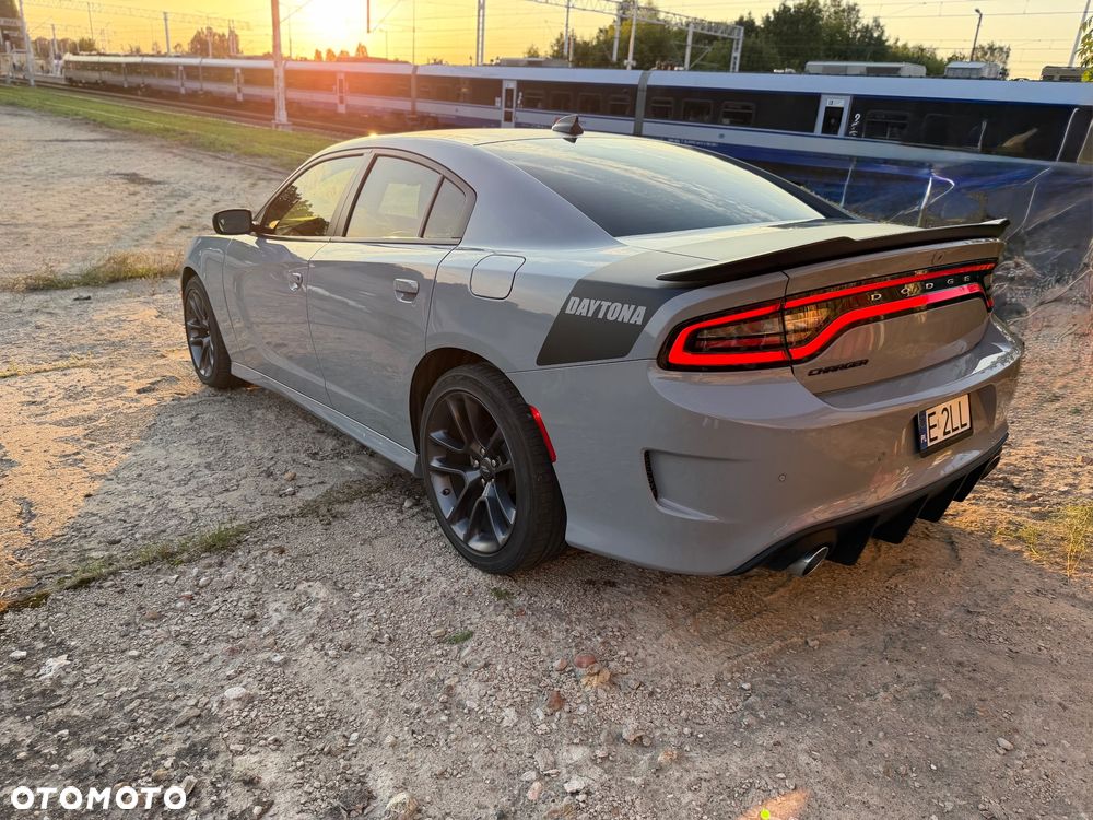 Dodge Charger 5.7 R/T Daytona - 30