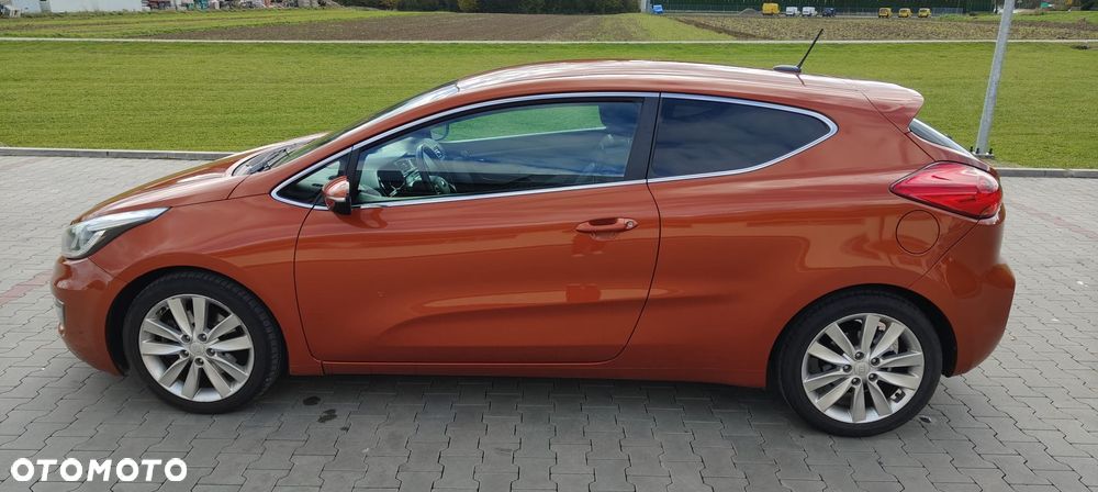 Kia ProCeed 1.4 L - 24