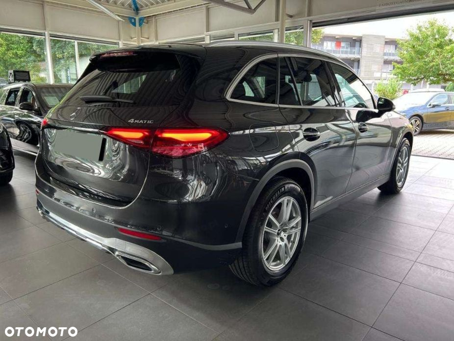 Mercedes-Benz GLC - 6