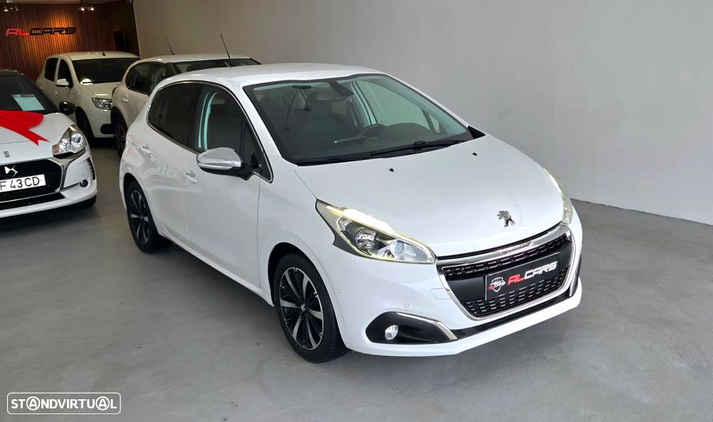 Peugeot 208 1.2 PureTech Allure - 1