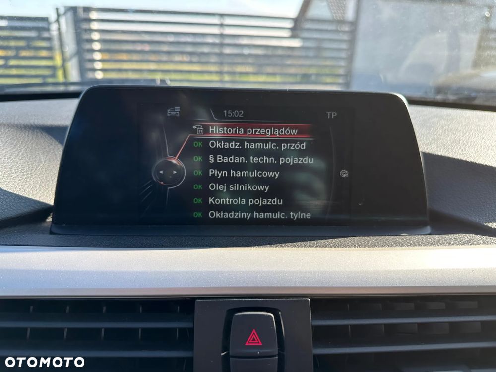 BMW Seria 3 318d Touring - 20