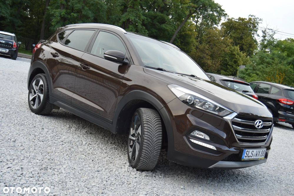 Hyundai Tucson blue 1.7 CRDi 2WD Style - 18