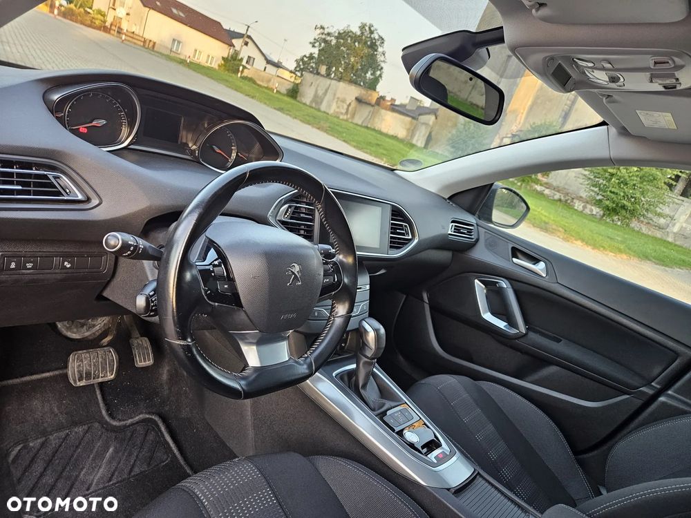 Peugeot 308 BlueHDi FAP 150 Stop&Start Automatik Allure - 7