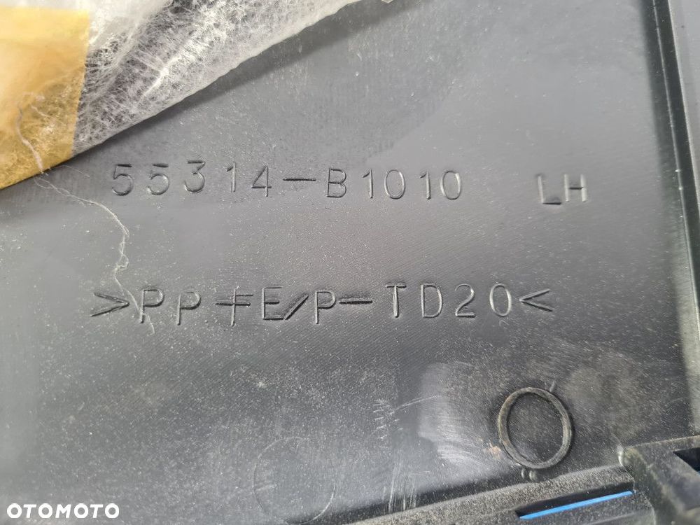 DESKA ROZDZIELCZA DASZEZK DAIHATSU MATERIA  I - 7