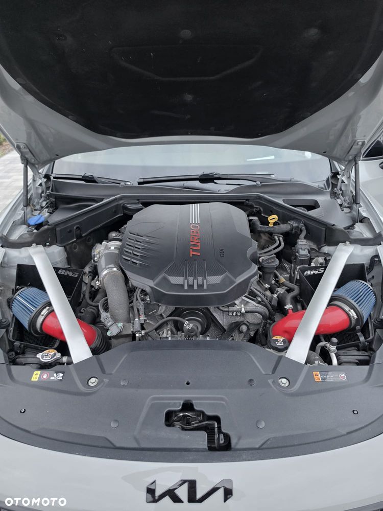 Kia Stinger 3.3 T-GDI V6 GT AWD - 24