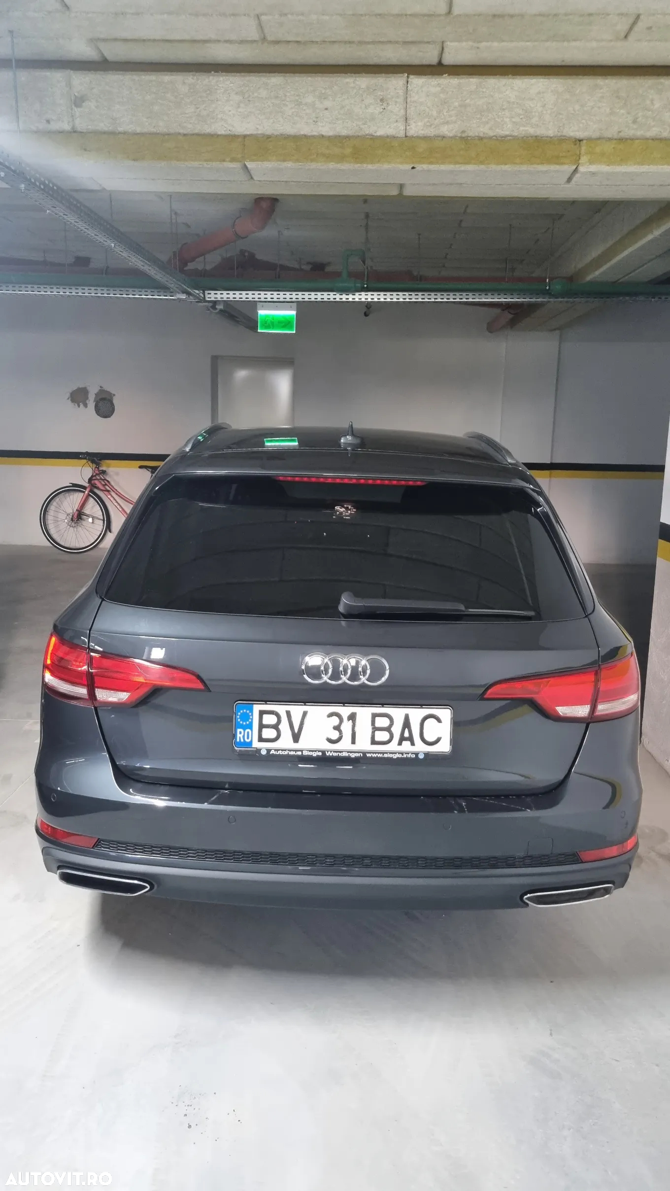Audi A4 Avant 2.0 TDI S tronic - 13