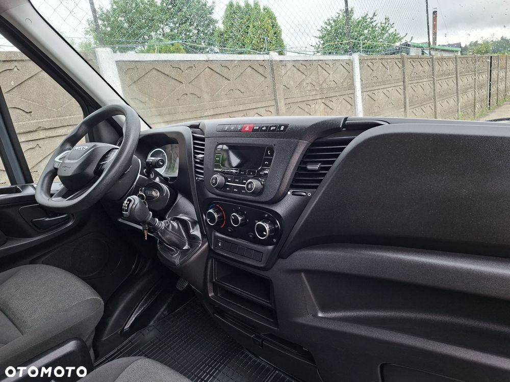 Iveco Daily - 28