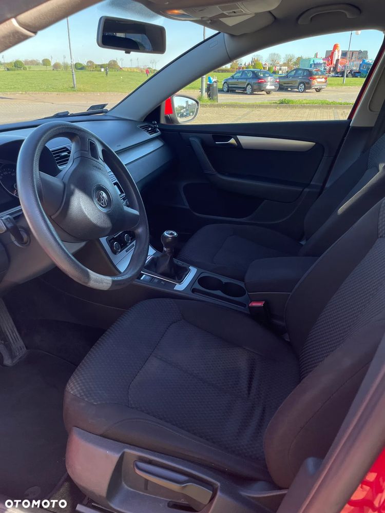 Volkswagen Passat - 7