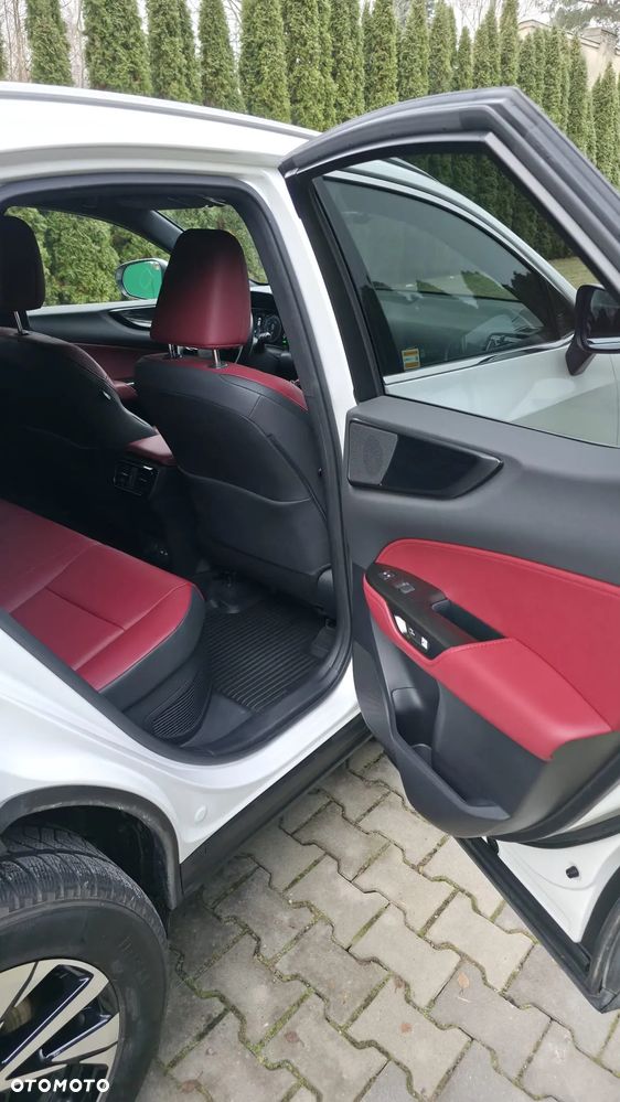 Lexus NX 350h Prestige AWD - 28